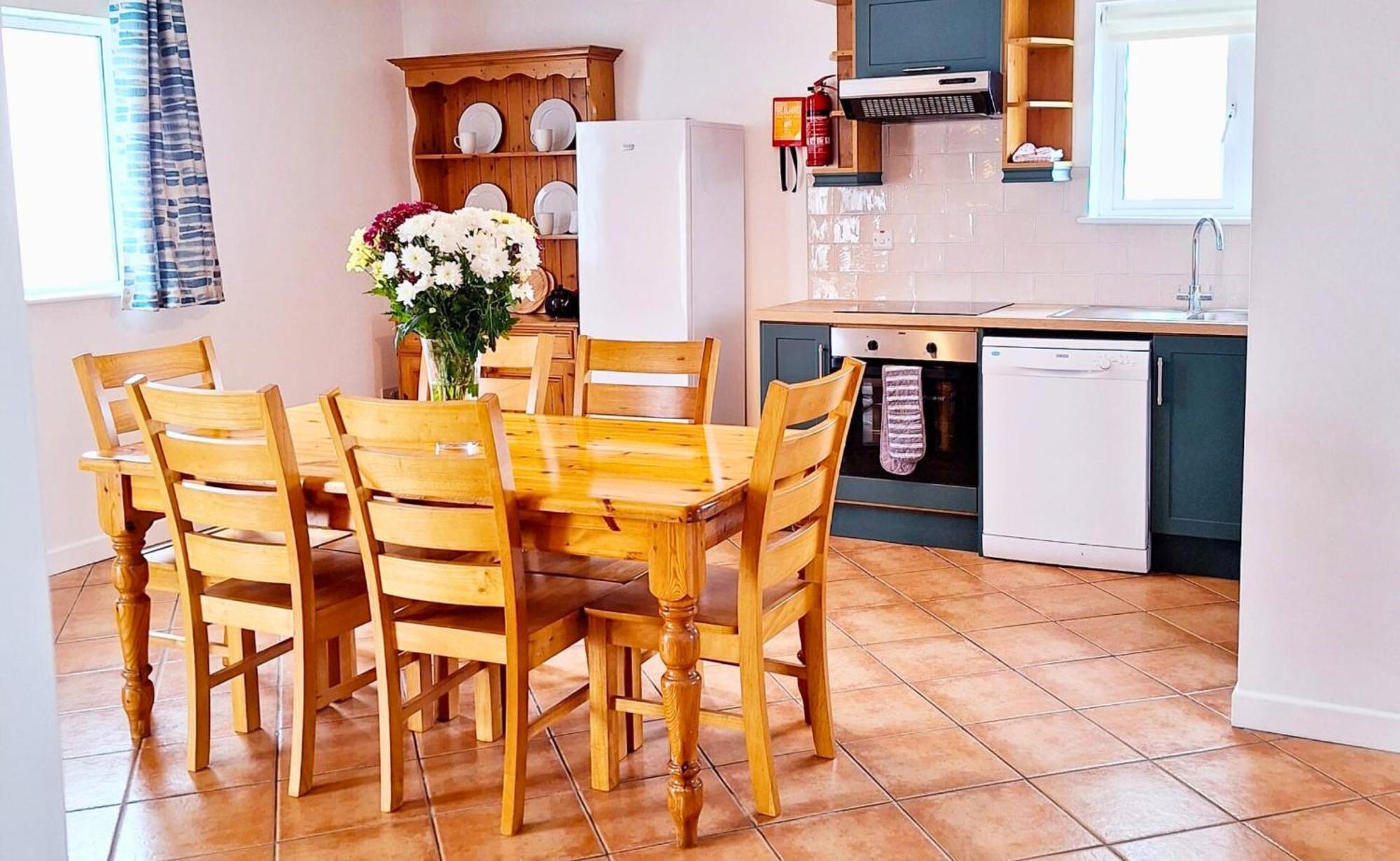 Dingle Harbour Cottages 3 Bed Sleeps 7 By Trident Holiday Homes Εξωτερικό φωτογραφία